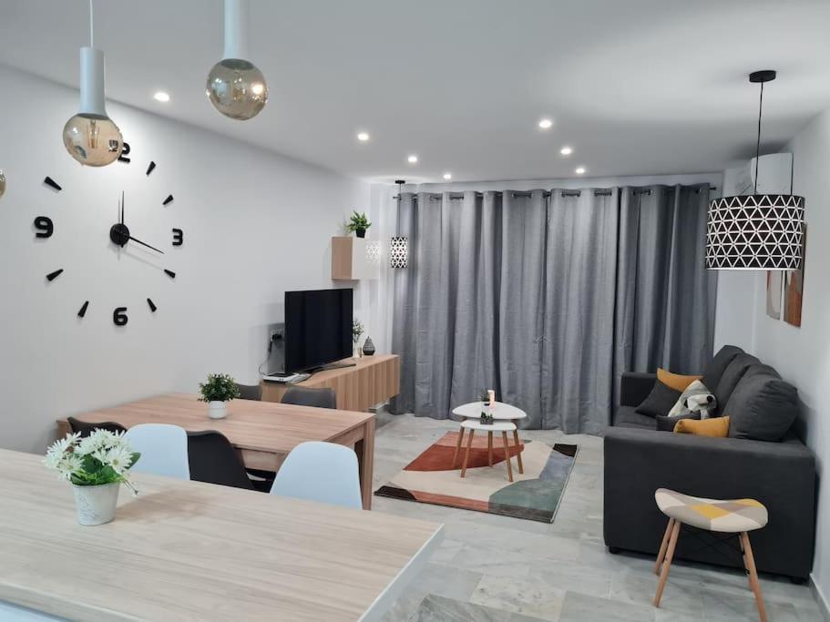 Encantador Apartamento Residencial Con Piscina توريمولينوس المظهر الخارجي الصورة